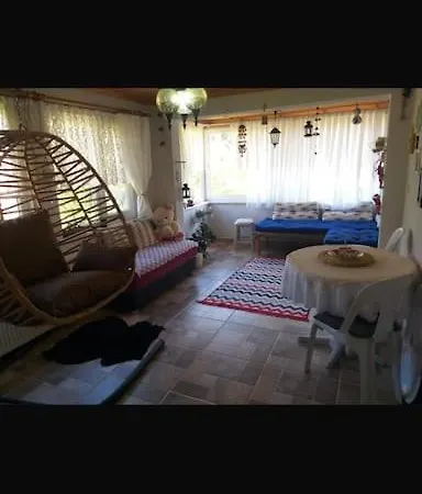 Macka Esiroglu Beldesi Apartment