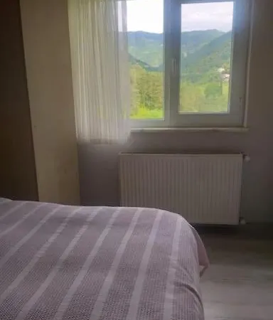 Macka Esiroglu Beldesi Apartment *